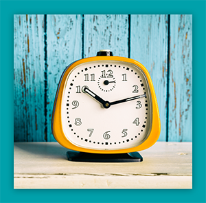 handwriting 2020 clock